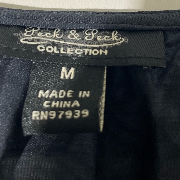 Peck & Peck Black Shirt. Medium. - Picture 2 of 5